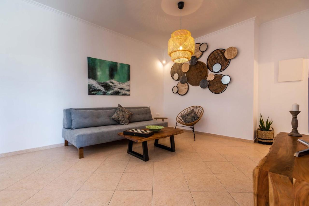 Milos Del Sol Apartment Adamantas Eksteriør billede